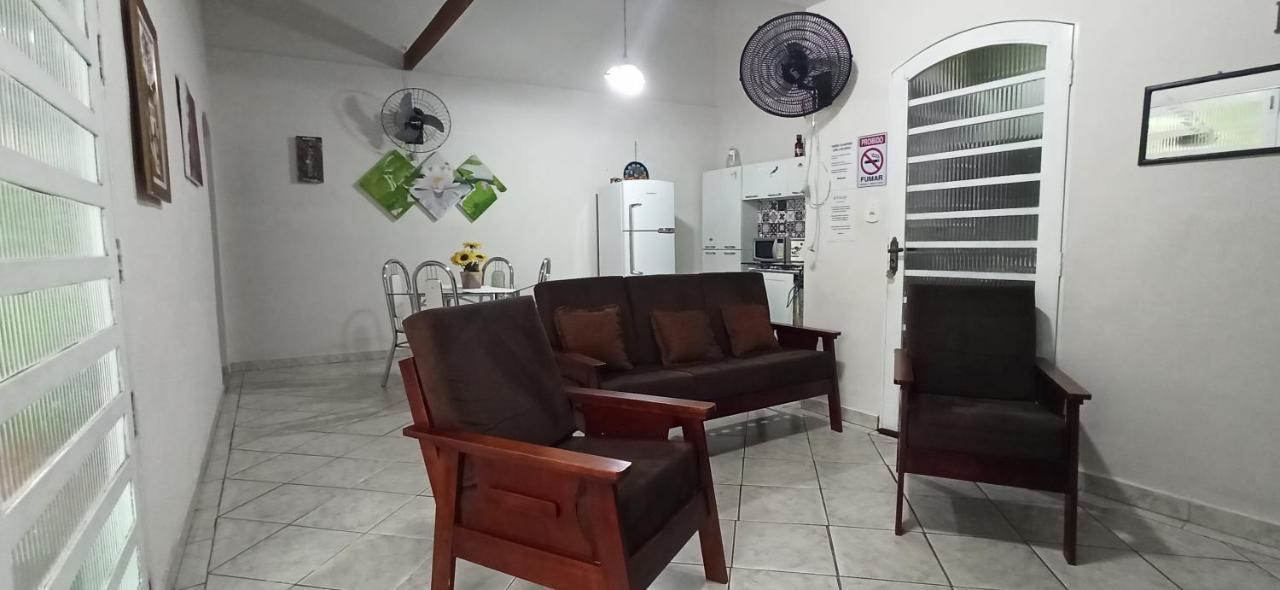 Paraiso Aconchegante Casa Espacosa E Muito Verde คารากัวตาตูบา ภายนอก รูปภาพ