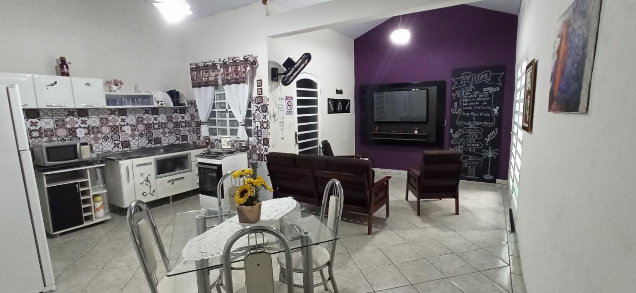 Paraiso Aconchegante Casa Espacosa E Muito Verde คารากัวตาตูบา ภายนอก รูปภาพ