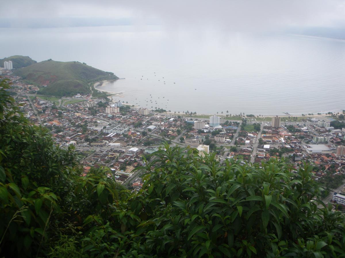 Paraiso Aconchegante Casa Espacosa E Muito Verde คารากัวตาตูบา ภายนอก รูปภาพ