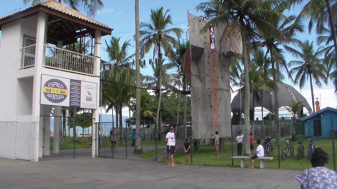Paraiso Aconchegante Casa Espacosa E Muito Verde คารากัวตาตูบา ภายนอก รูปภาพ