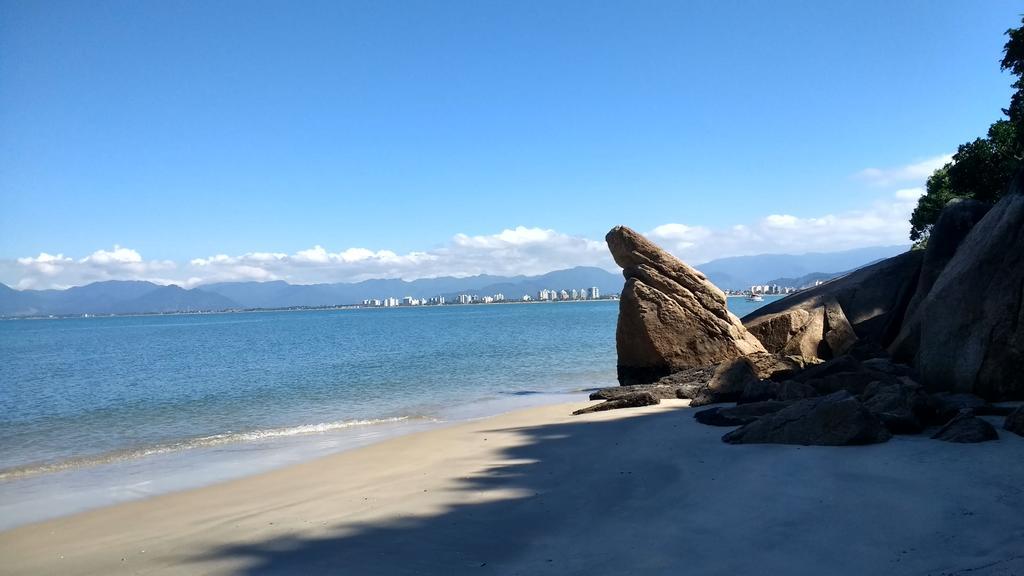 Paraiso Aconchegante Casa Espacosa E Muito Verde คารากัวตาตูบา ภายนอก รูปภาพ