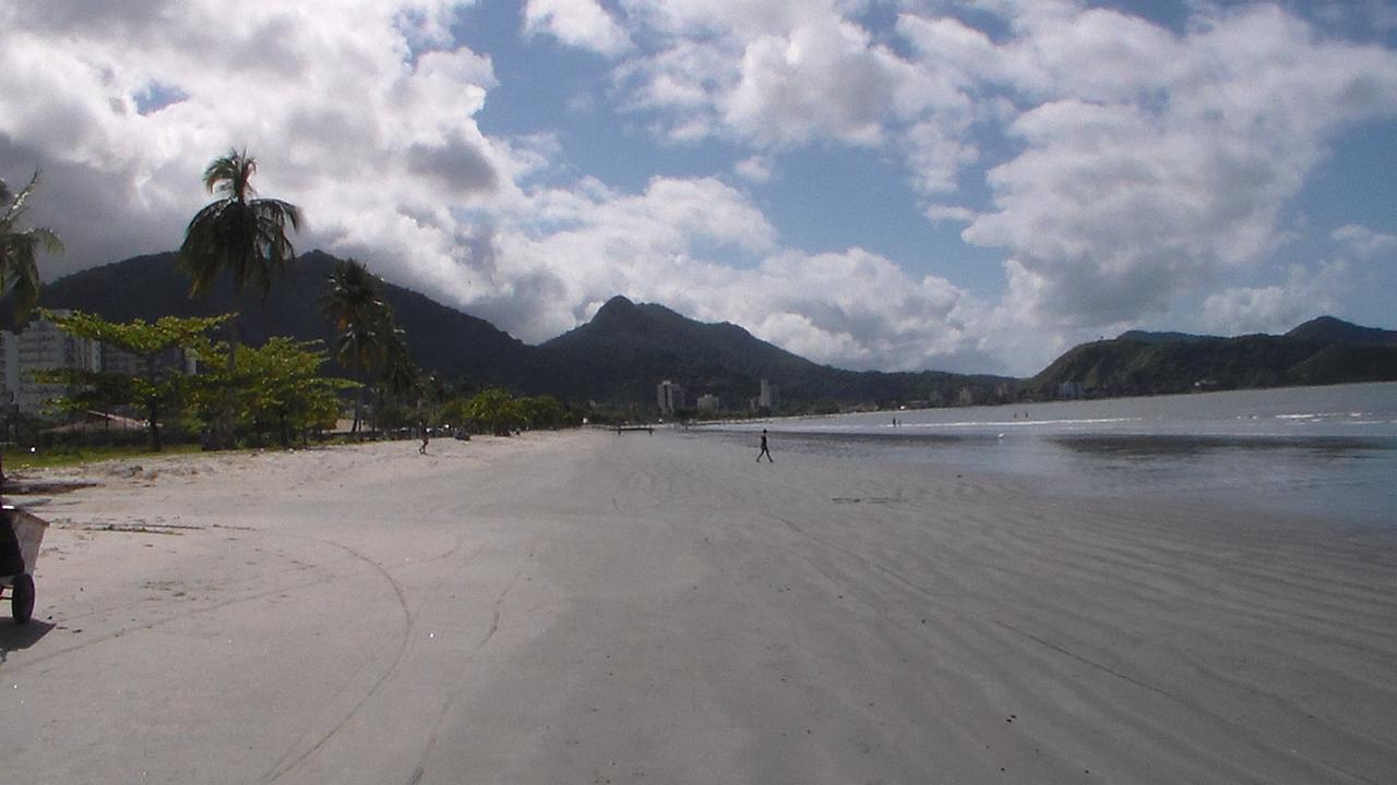 Paraiso Aconchegante Casa Espacosa E Muito Verde คารากัวตาตูบา ภายนอก รูปภาพ